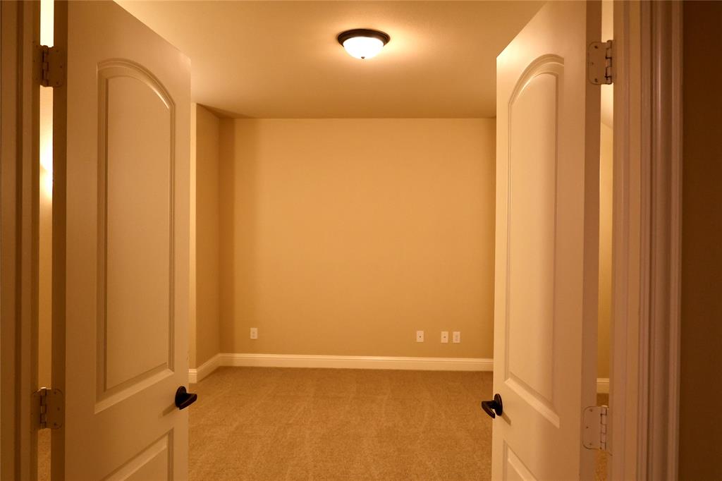721 Rembrandt Court Property Photo 13