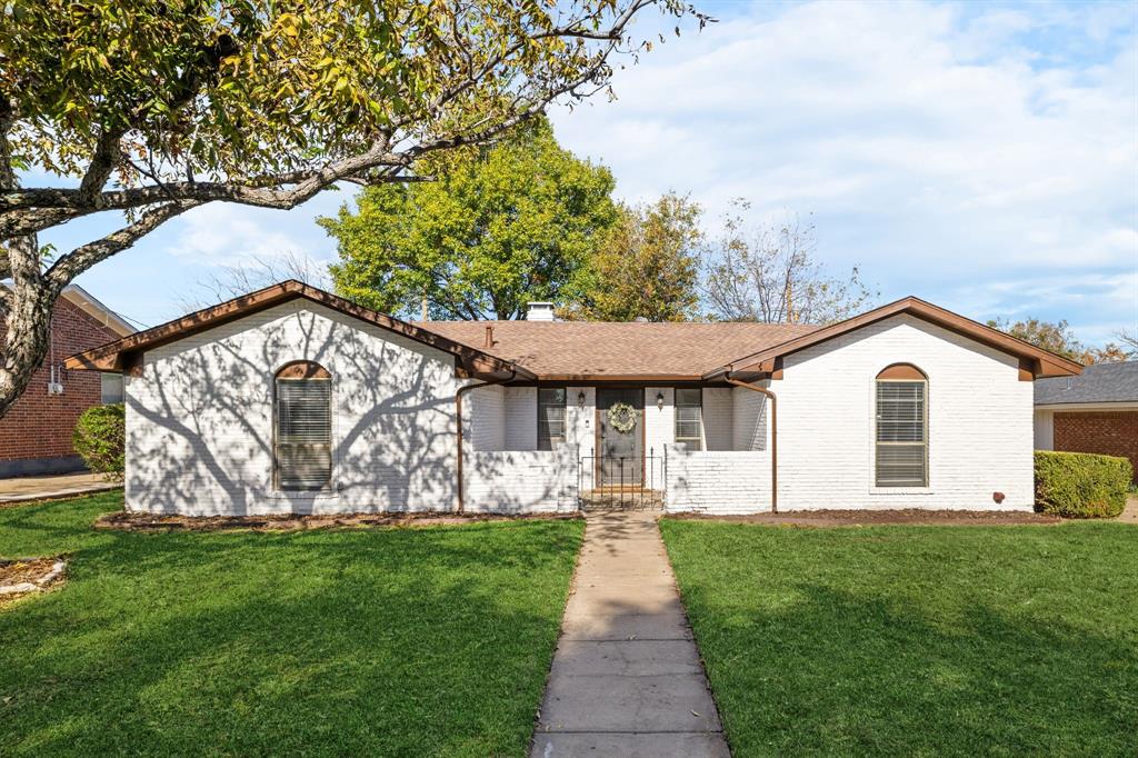 8348 Hillside Drive Property Photo 1