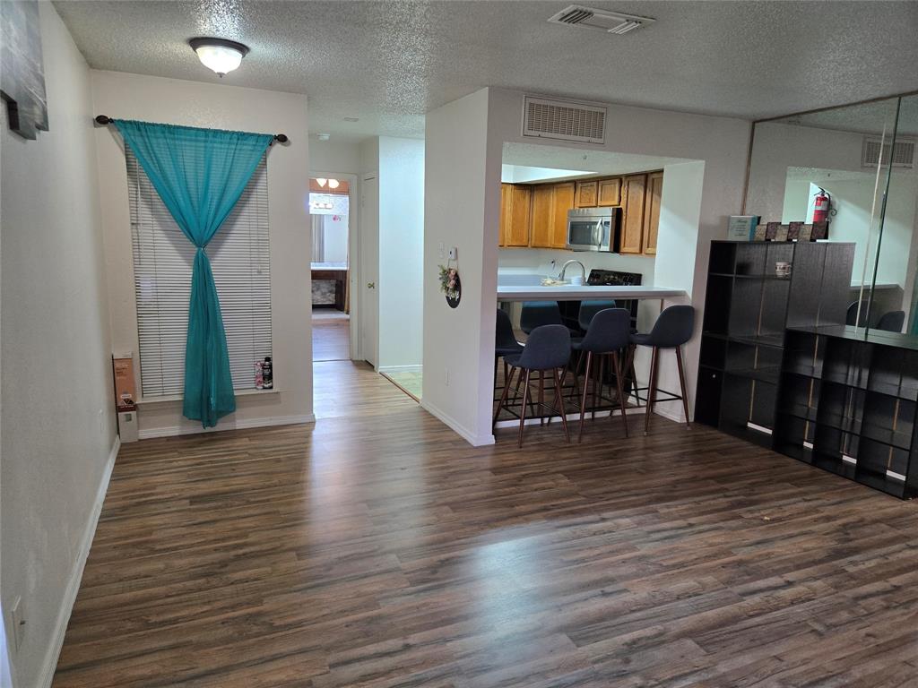 9835 Walnut Street 107 Property Photo 7