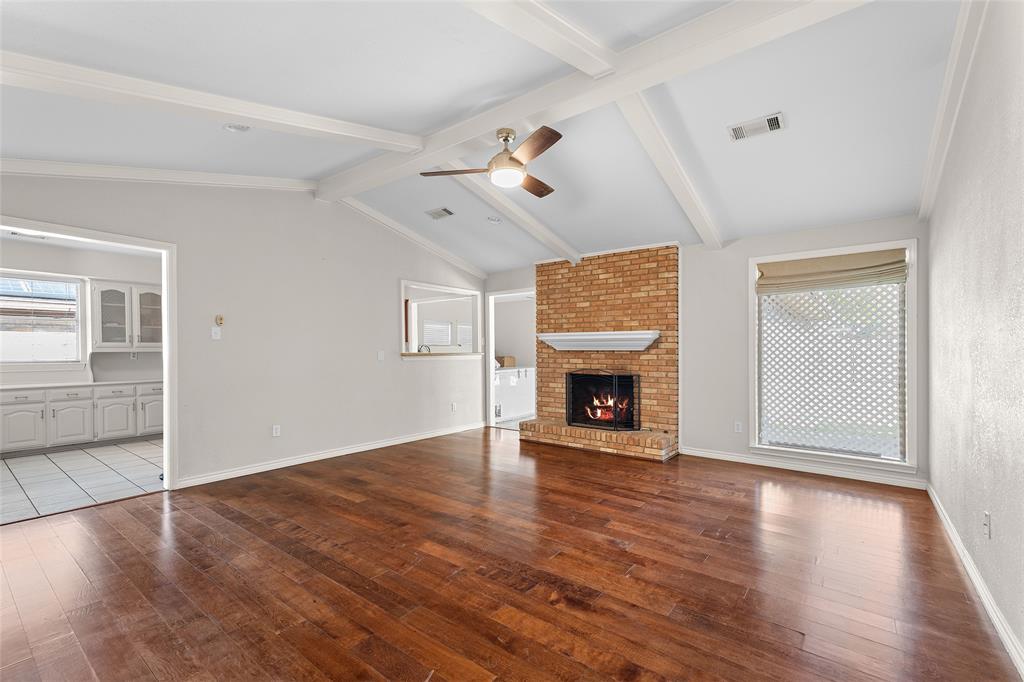 6907 Pickrell Drive Property Photo 5