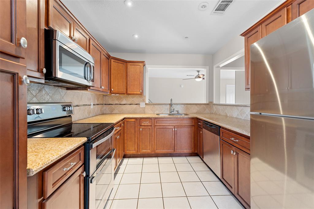 6907 Pickrell Drive Property Photo 8