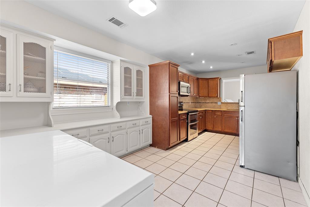6907 Pickrell Drive Property Photo 11