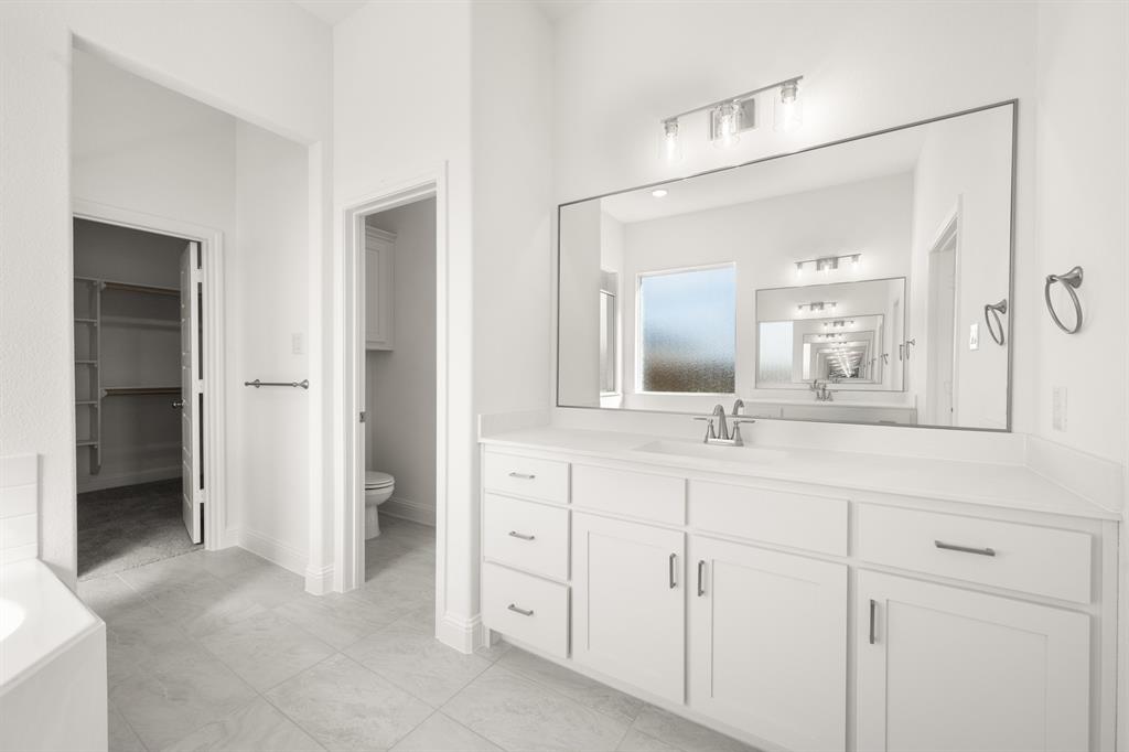 764 Texas Thistle Road Property Photo 12