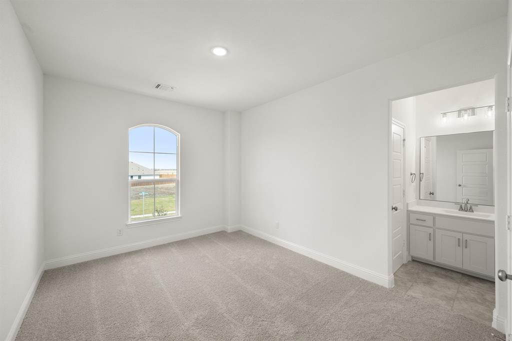 764 Texas Thistle Road Property Photo 16