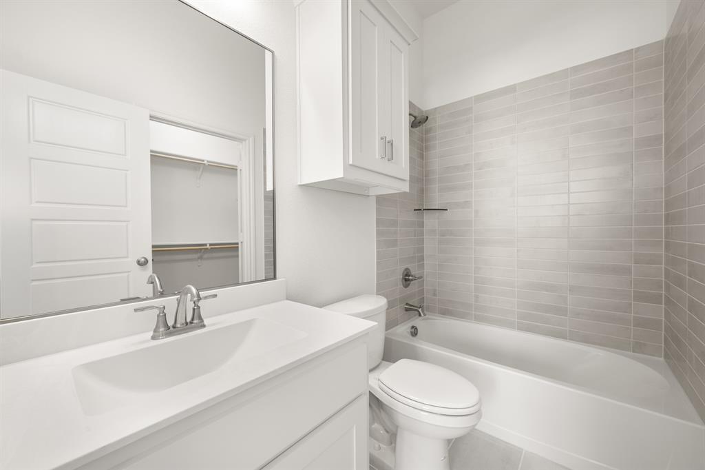 764 Texas Thistle Road Property Photo 17
