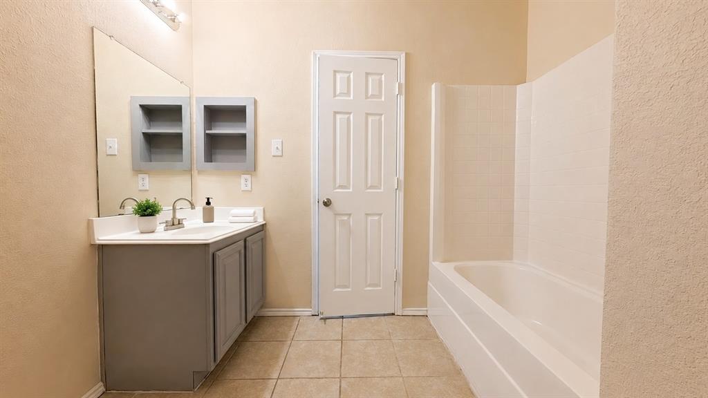 1513 Creek Springs Drive Property Photo 6