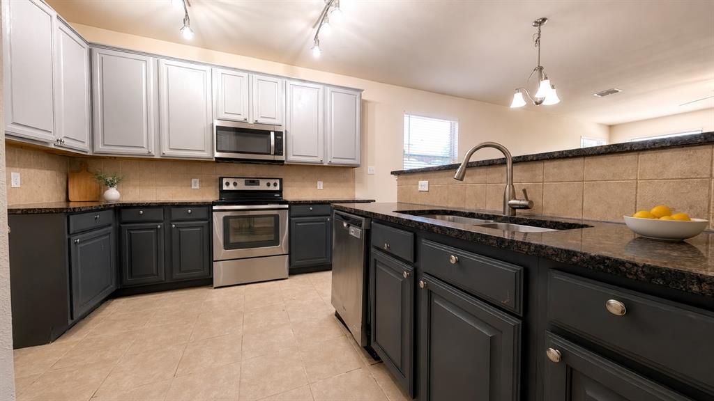 1513 Creek Springs Drive Property Photo 10