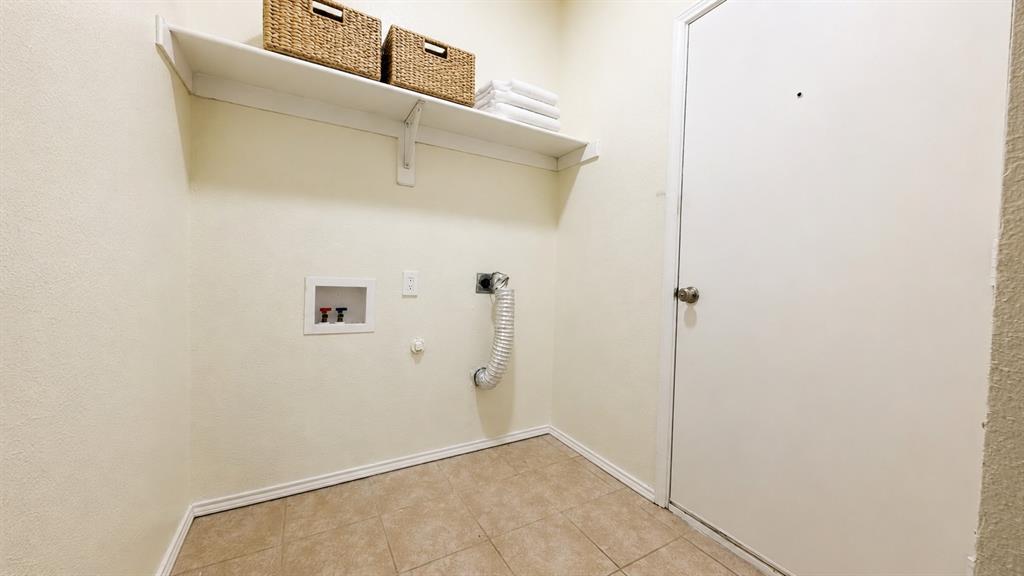 1513 Creek Springs Drive Property Photo 18