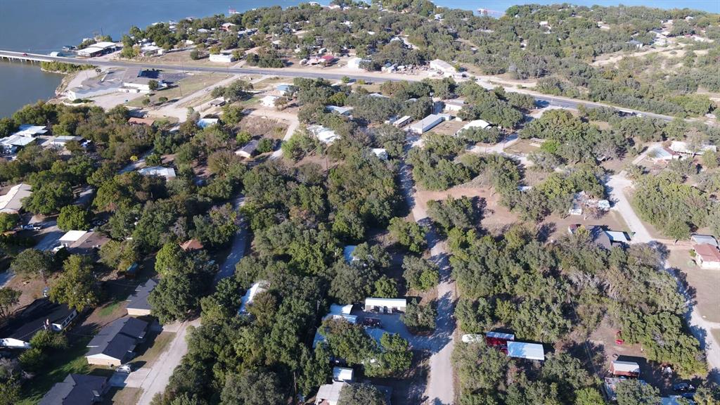 6908 Clover Leaf Drive Property Photo 6