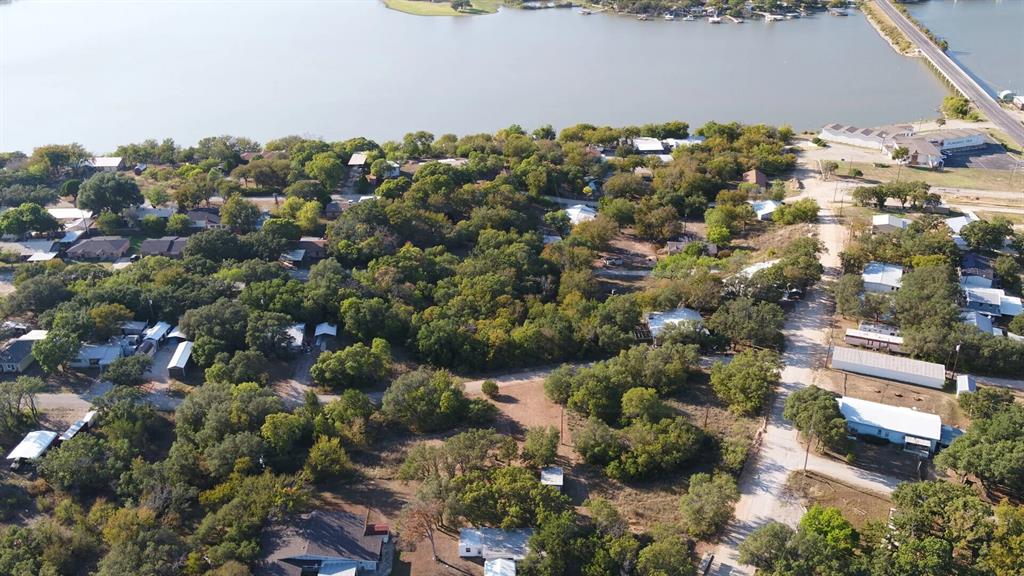 6908 Clover Leaf Drive Property Photo 9