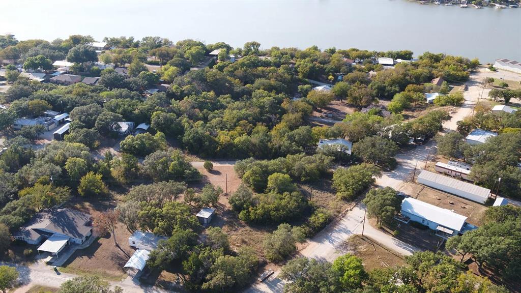 6908 Clover Leaf Drive Property Photo 10