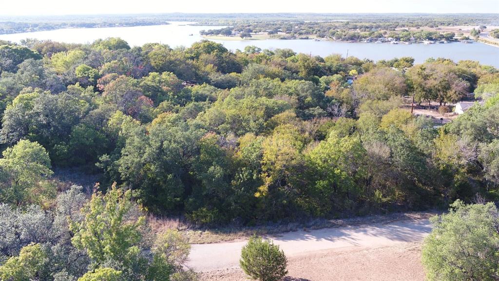 6908 Clover Leaf Drive Property Photo 13