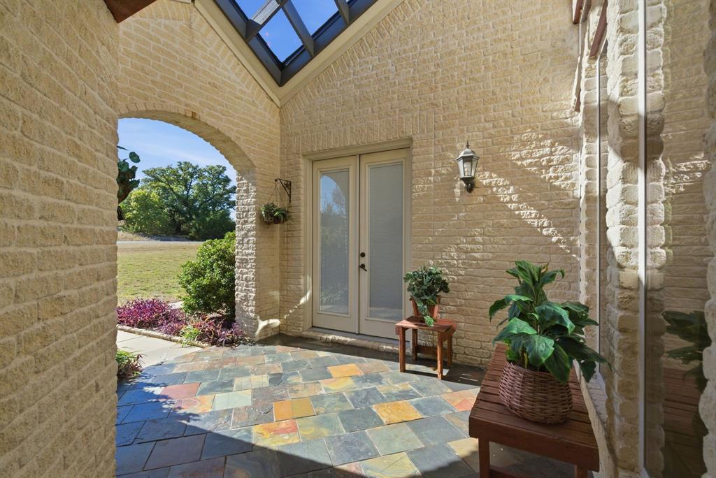6525 Compass Way Property Photo 8