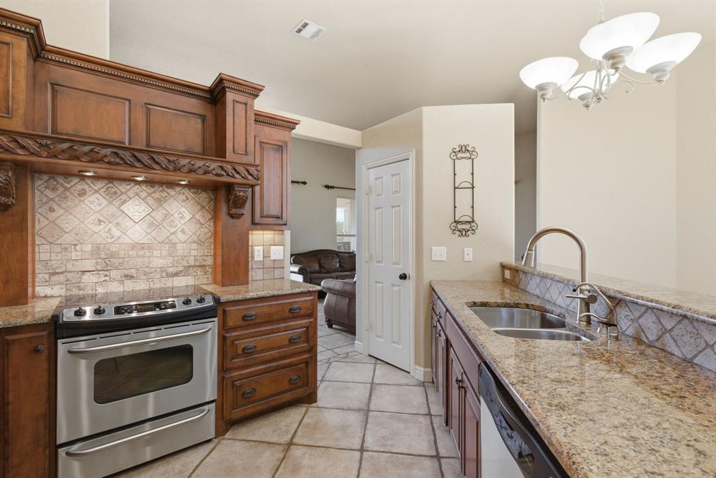 6525 Compass Way Property Photo 17