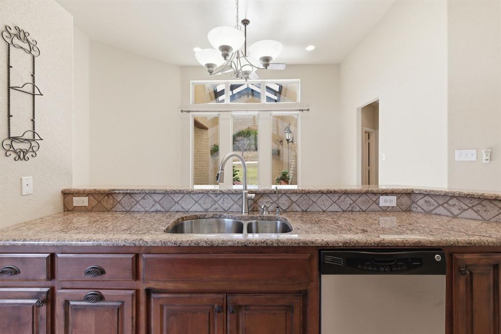6525 Compass Way Property Photo 18