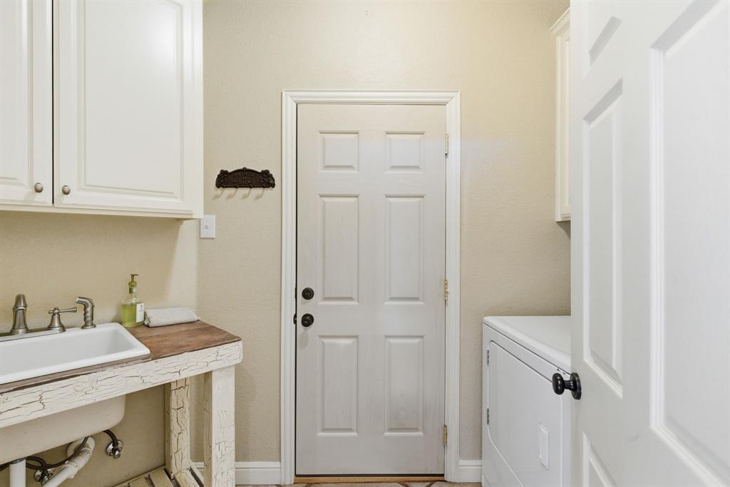 6525 Compass Way Property Photo 20