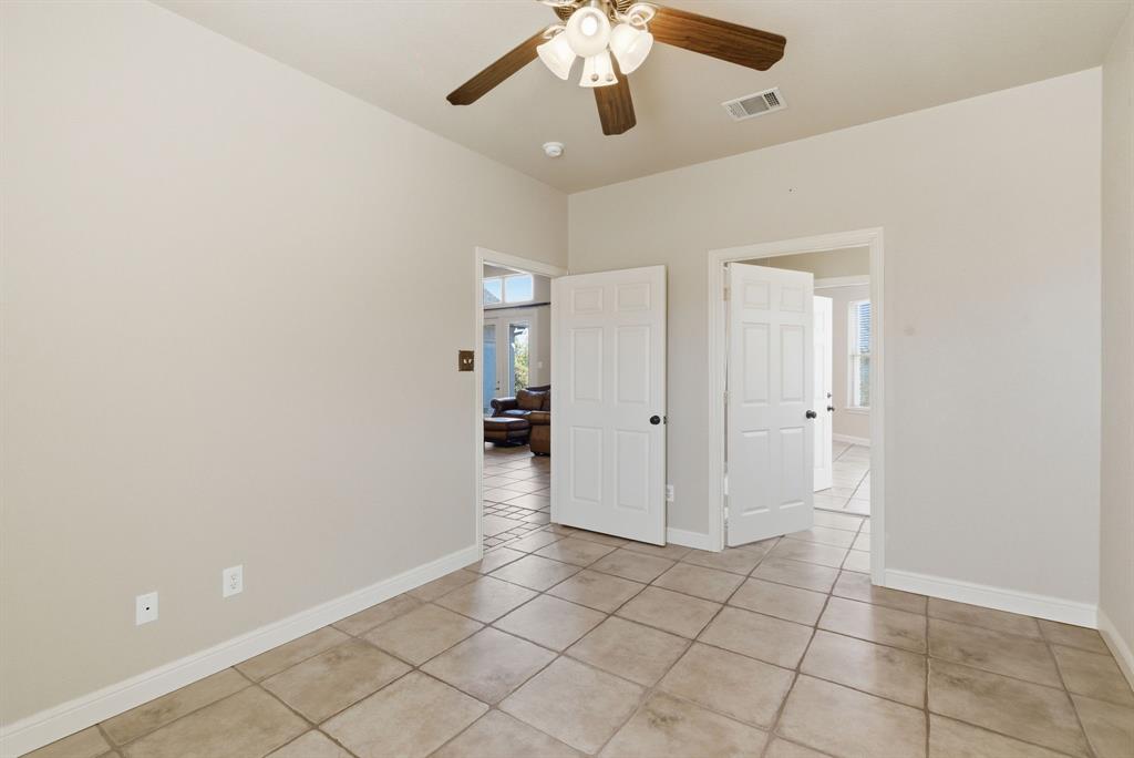6525 Compass Way Property Photo 31
