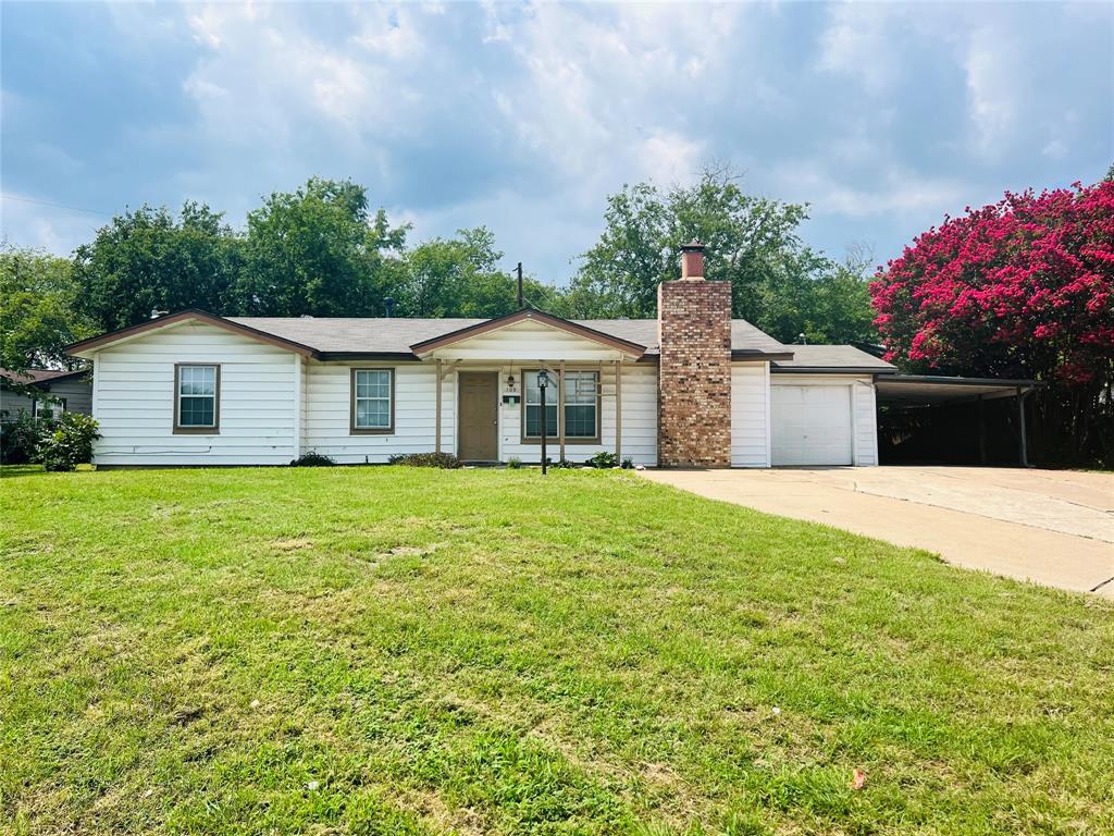 109 Ne Cindy Lane Property Photo 1