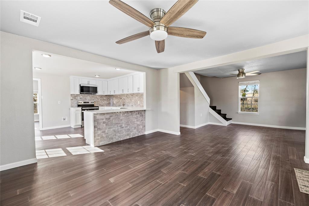 229 Orchard Street Property Photo 5