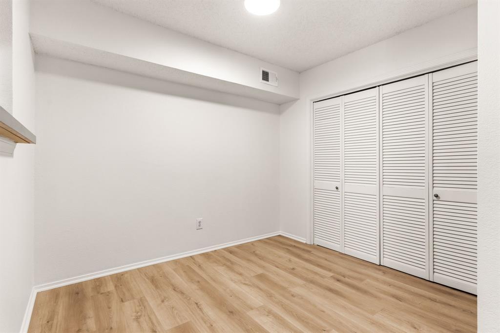 5757 E University Boulevard 26d Property Photo 7