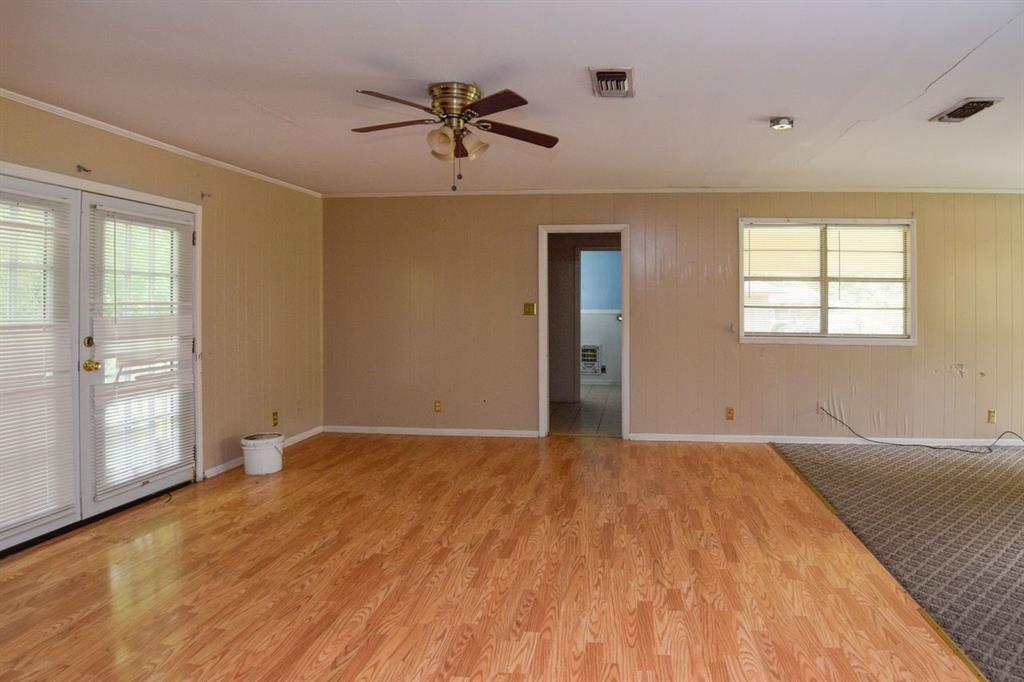 109 Olive Street Property Photo 5