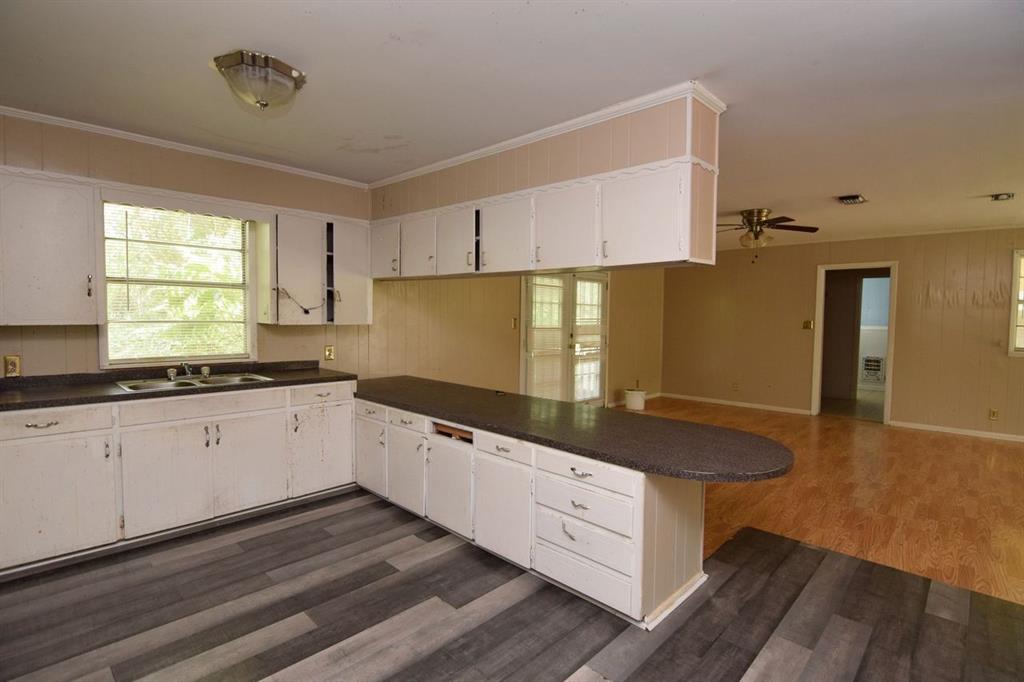 109 Olive Street Property Photo 10