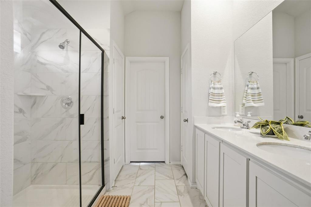2673 River Bank Drive Property Photo 16