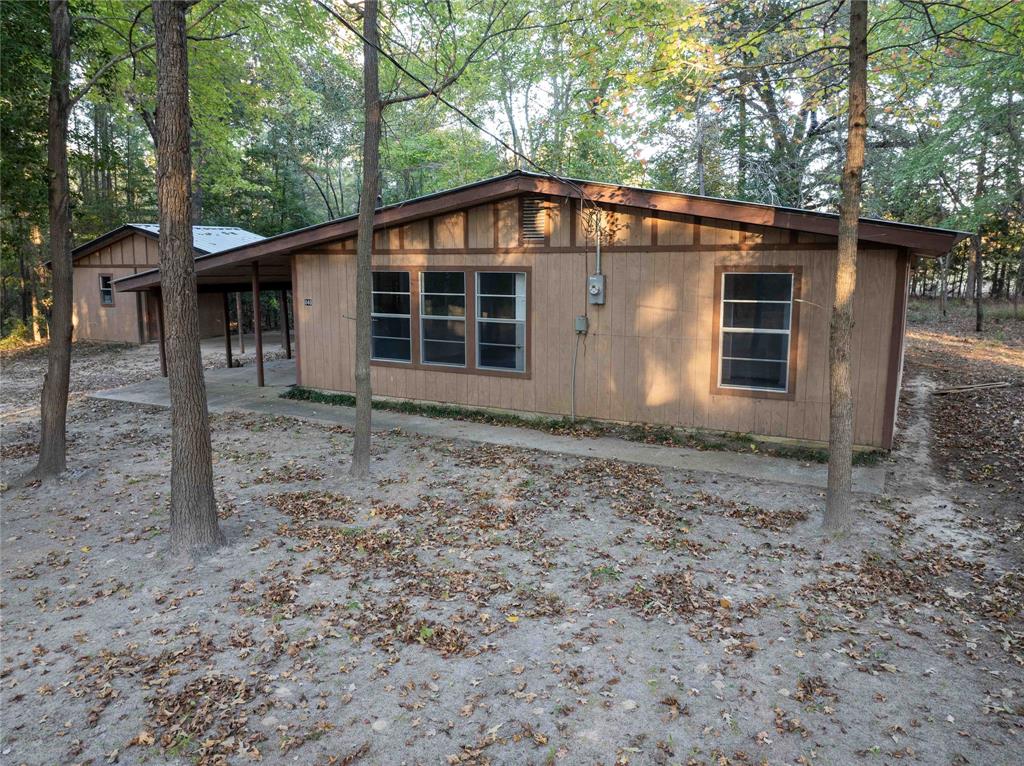 840 Oak Meadows Property Photo 3