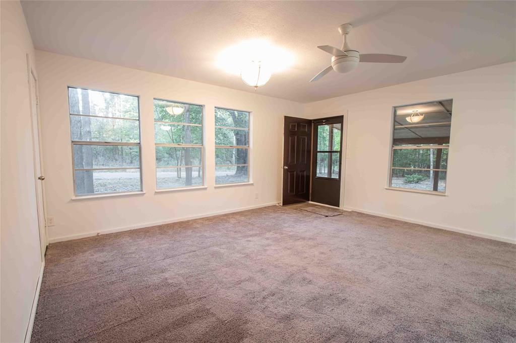 840 Oak Meadows Property Photo 9