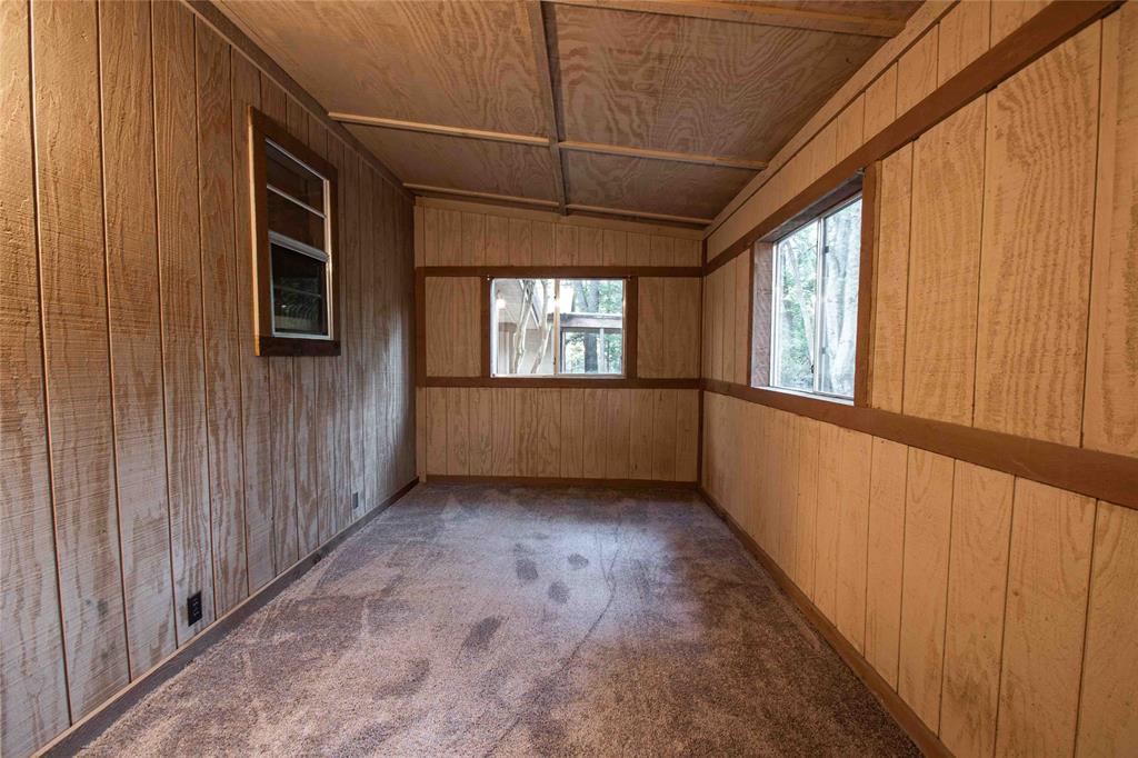 840 Oak Meadows Property Photo 19