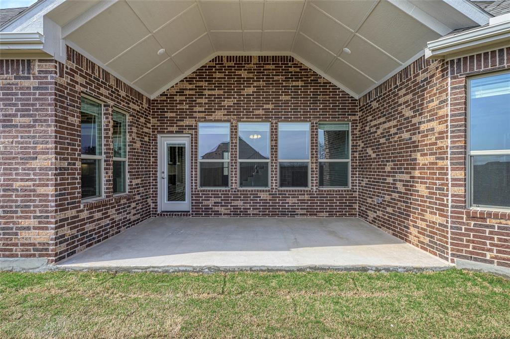 2812 Dolomite Drive Property Photo 6