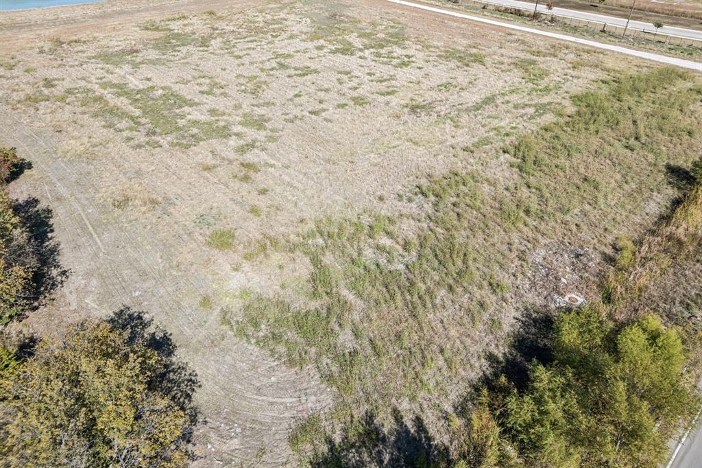 7301 Silo Road Property Photo 8