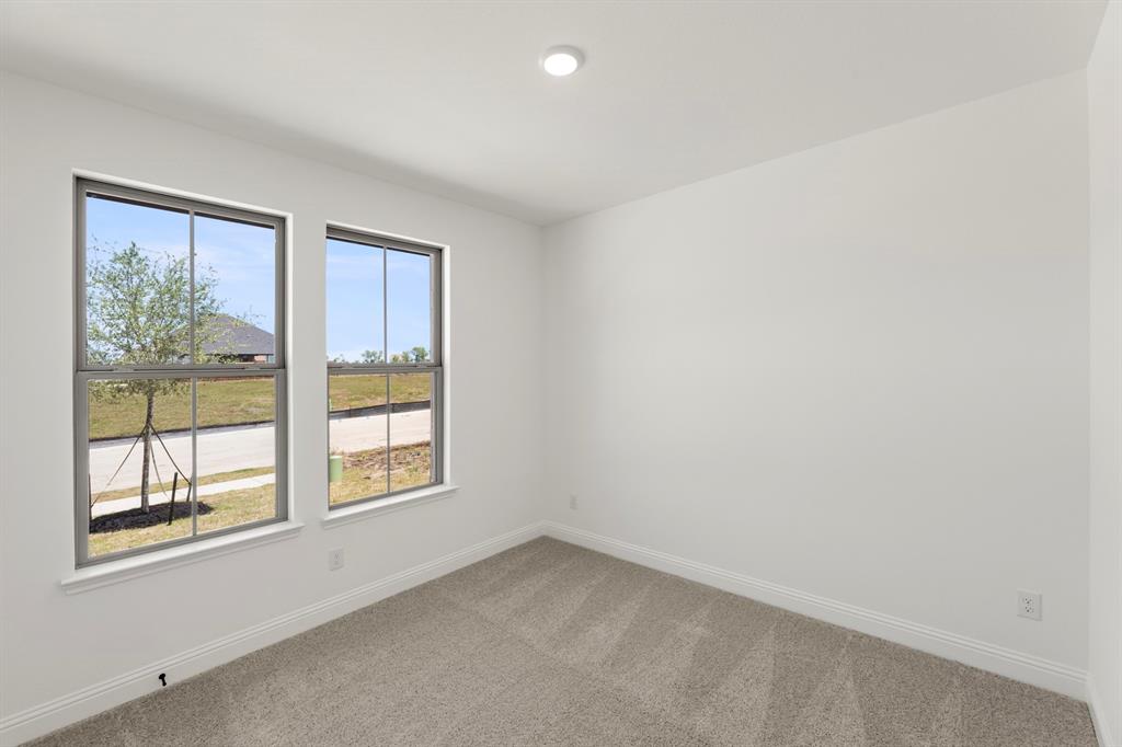 6311 Delacroix Drive Property Photo 9