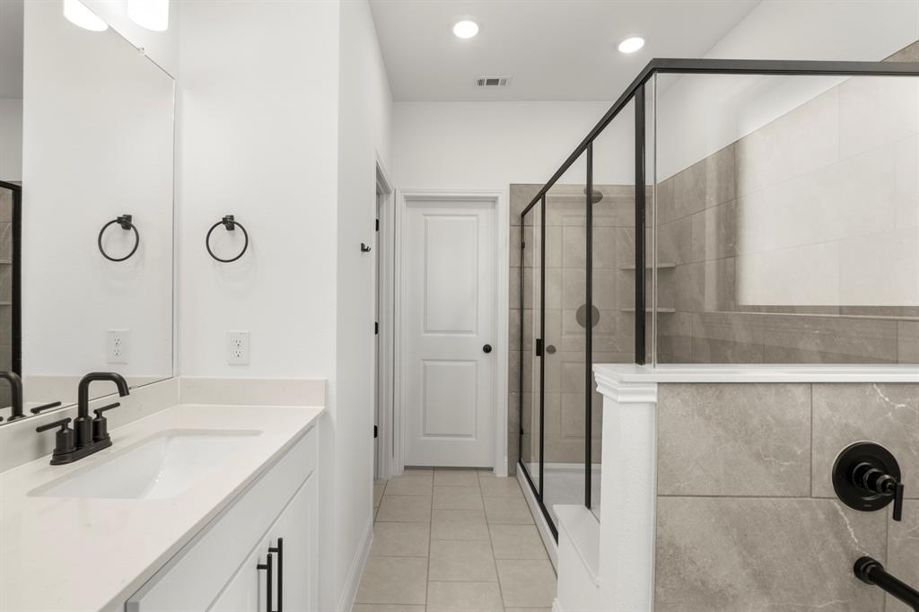 6311 Delacroix Drive Property Photo 20