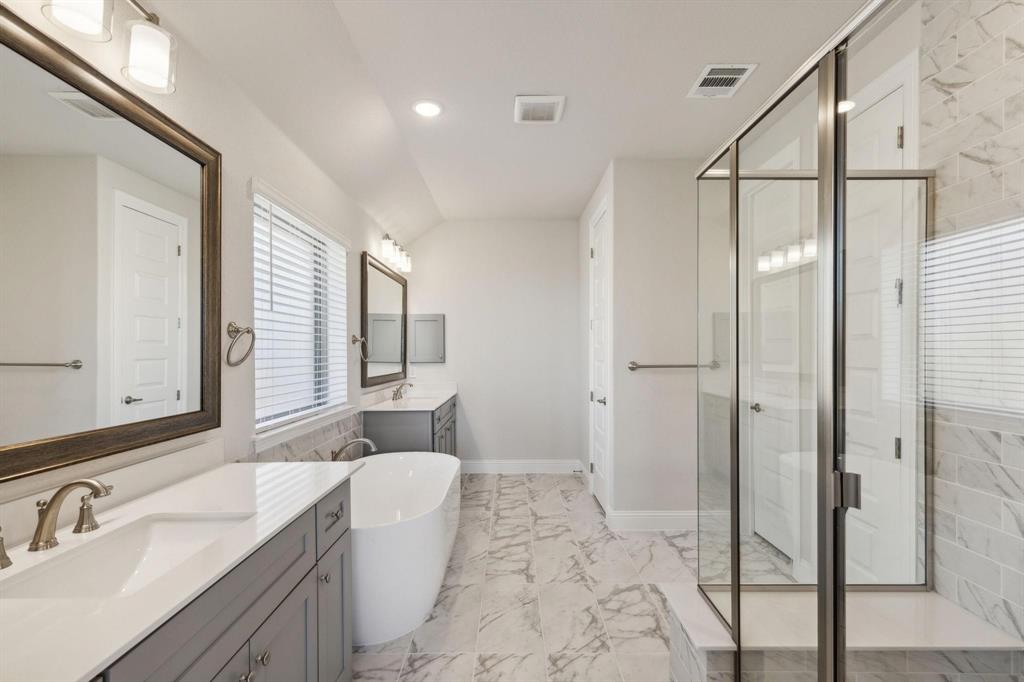 3913 Ashland Avenue Property Photo 8
