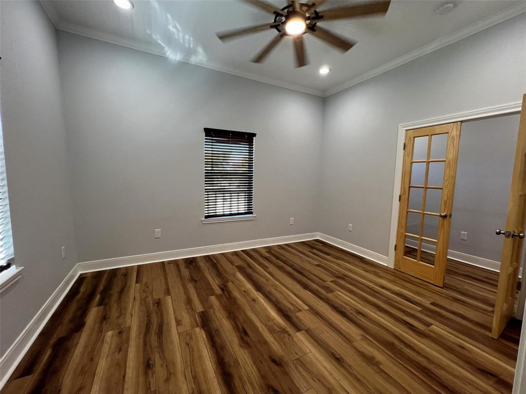 724 Franklin Property Photo 17