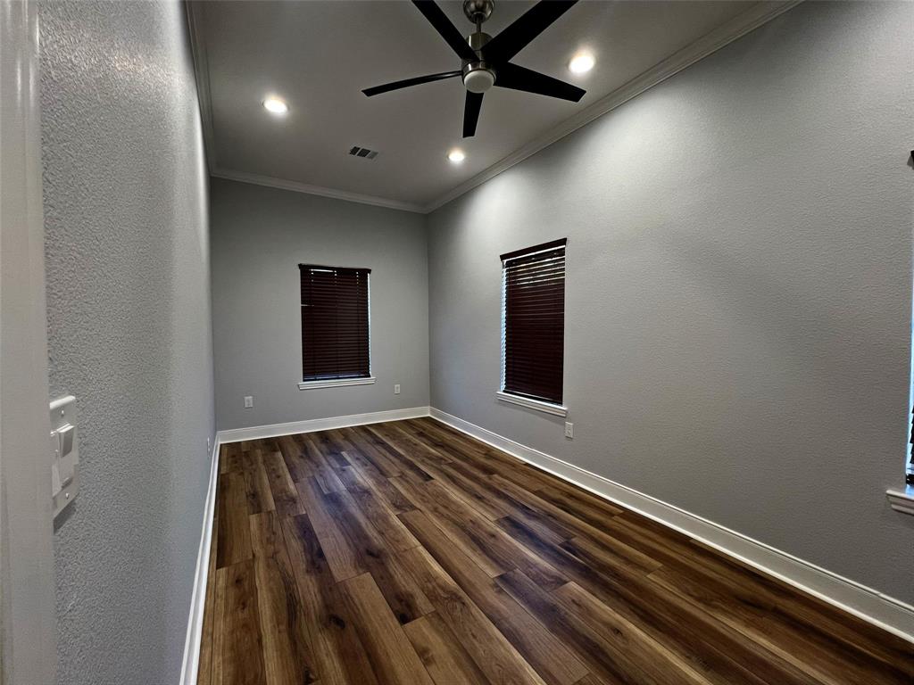 724 Franklin Property Photo 22