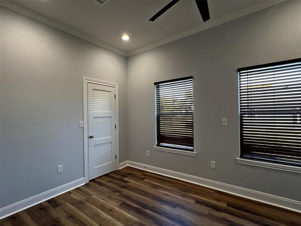 724 Franklin Property Photo 24