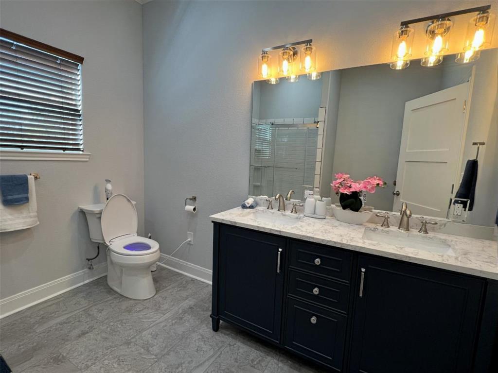 724 Franklin Property Photo 25