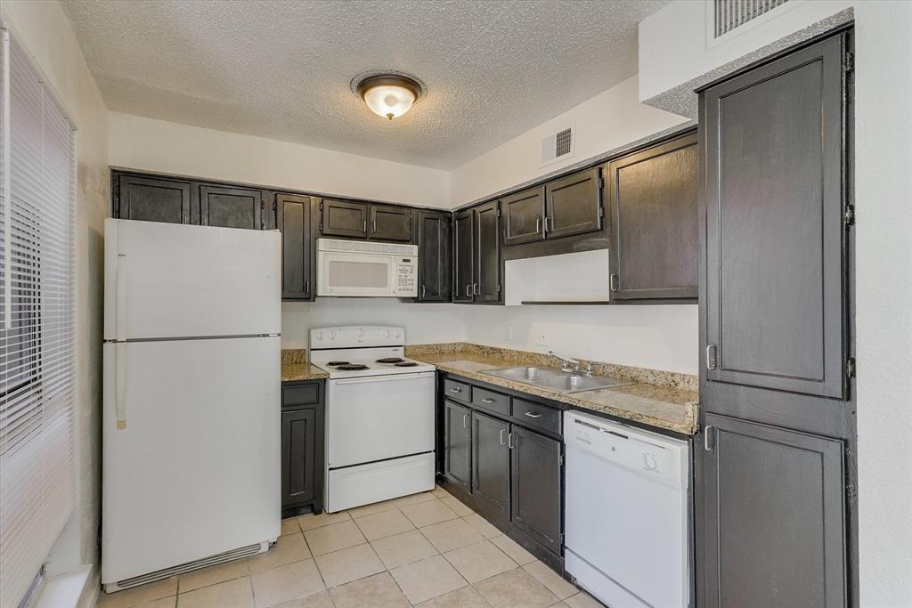9825 N Walnut Street M103 Property Photo 13