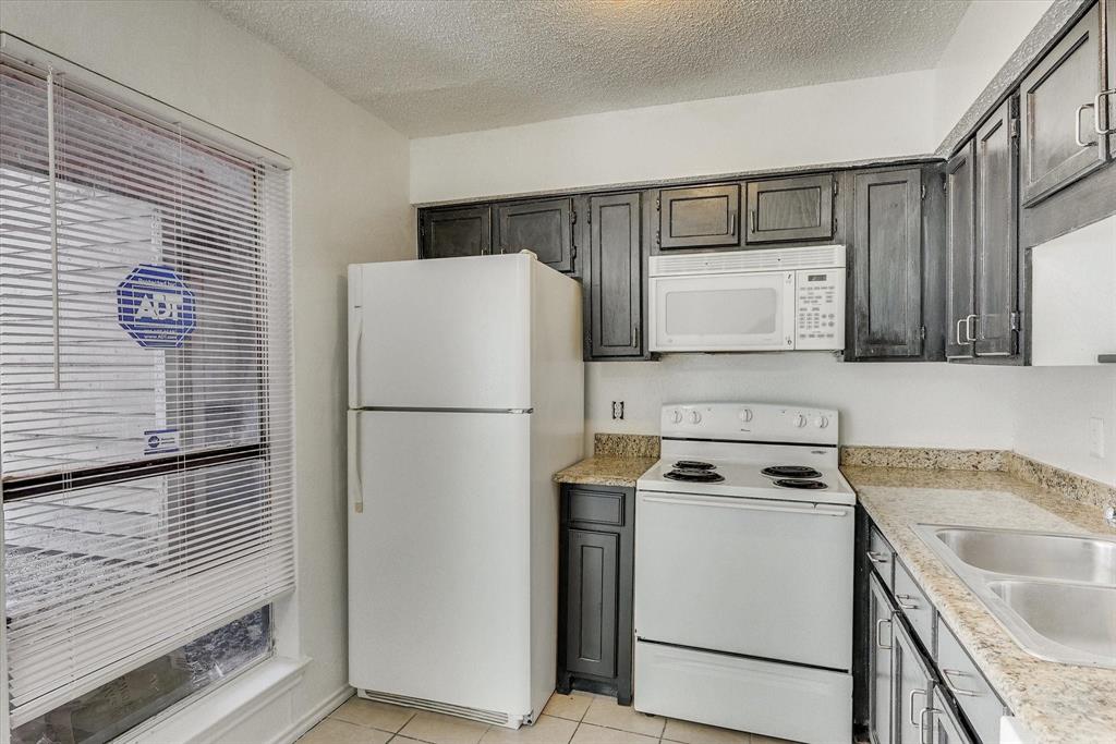 9825 N Walnut Street M103 Property Photo 15