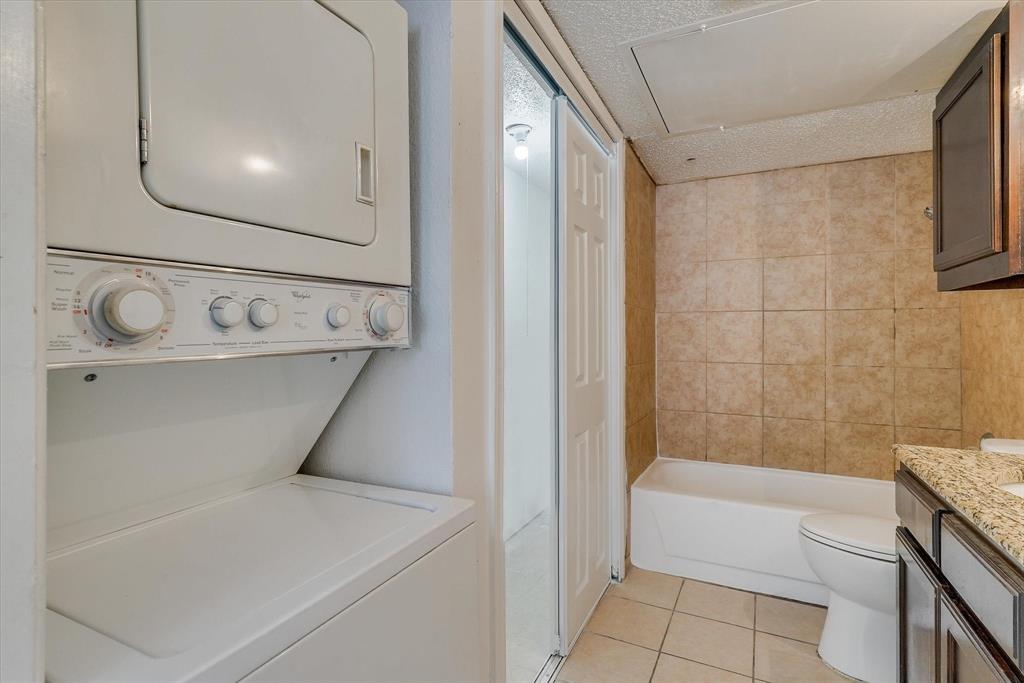 9825 N Walnut Street M103 Property Photo 21