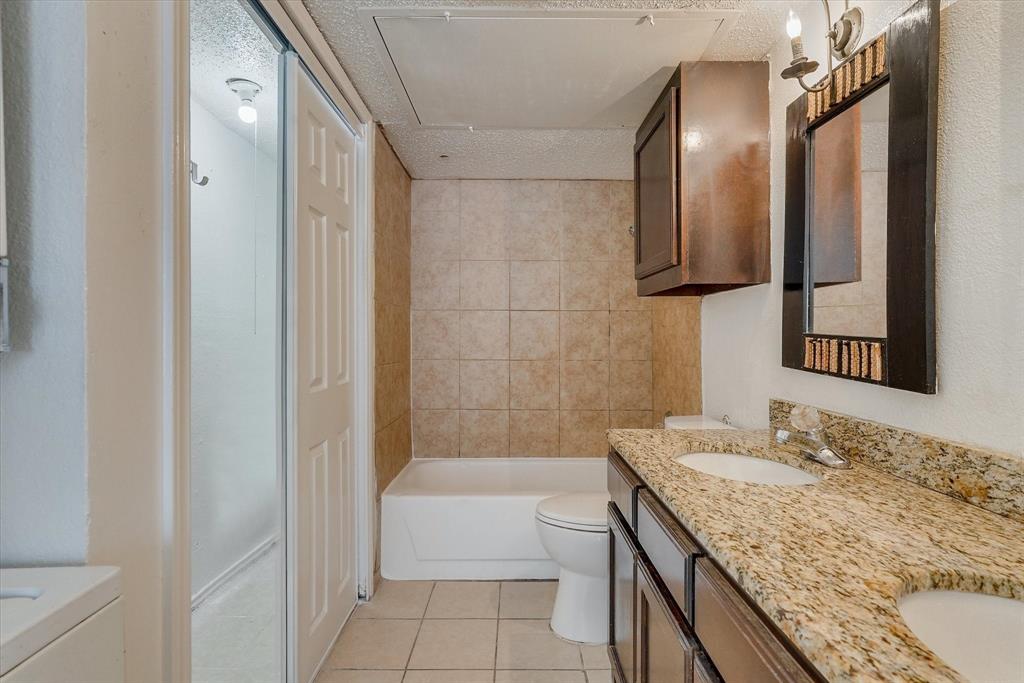 9825 N Walnut Street M103 Property Photo 22