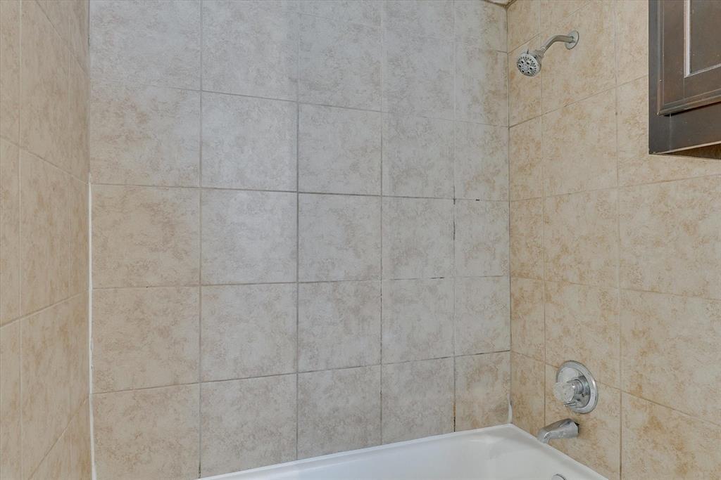 9825 N Walnut Street M103 Property Photo 24
