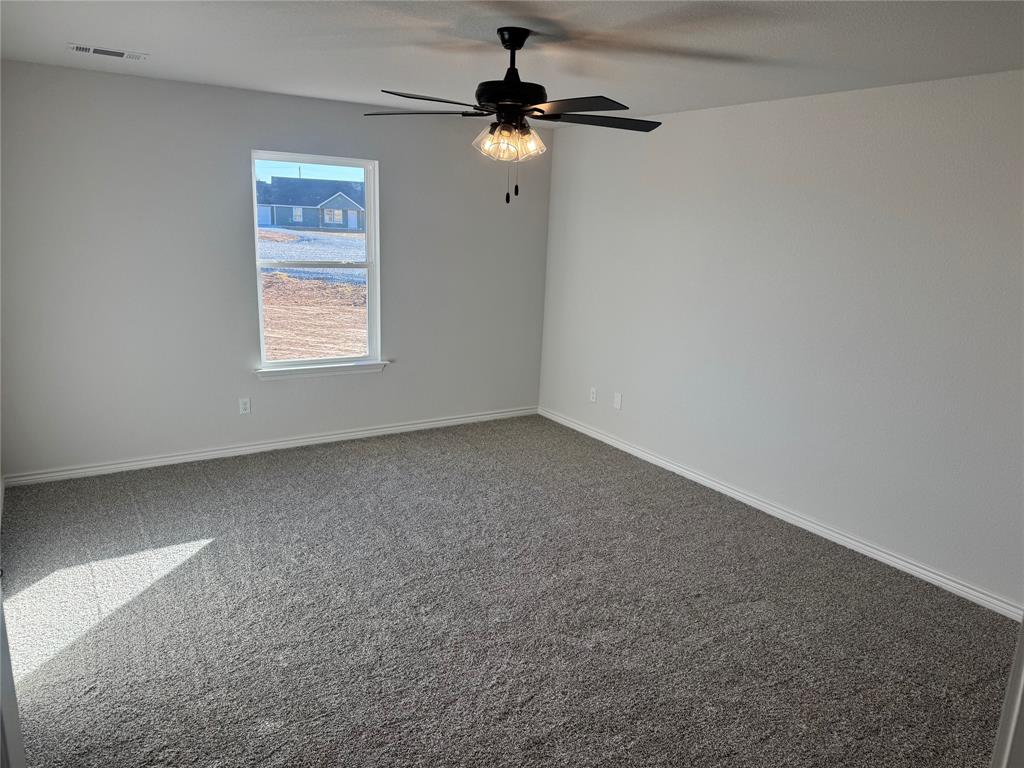 1004 Morgan Court Property Photo 5