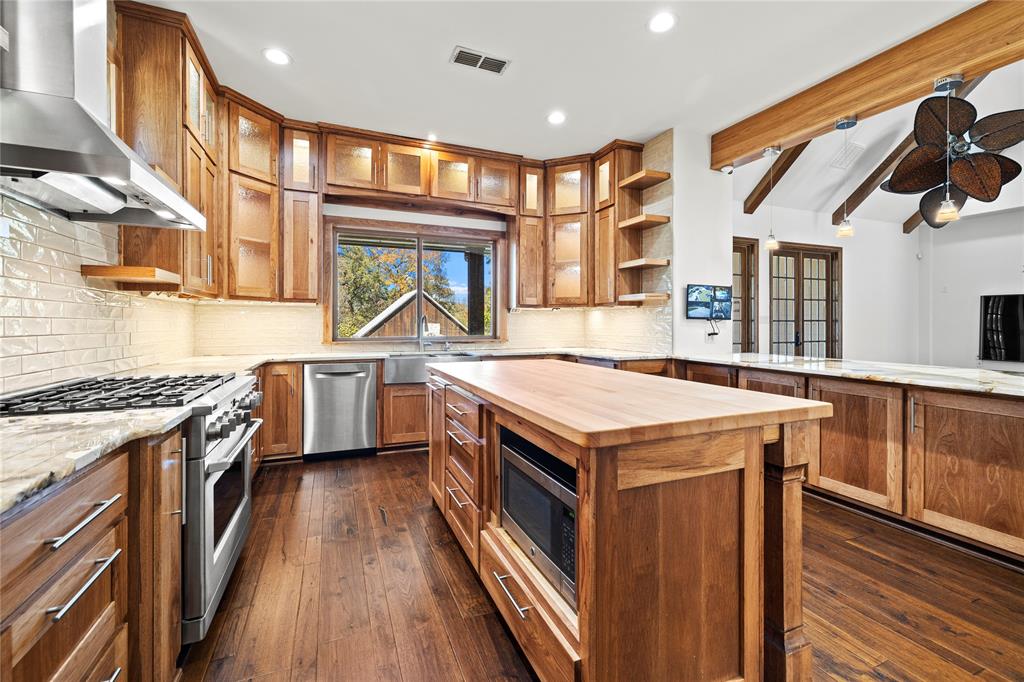 8545 N Fm 726 Property Photo 5