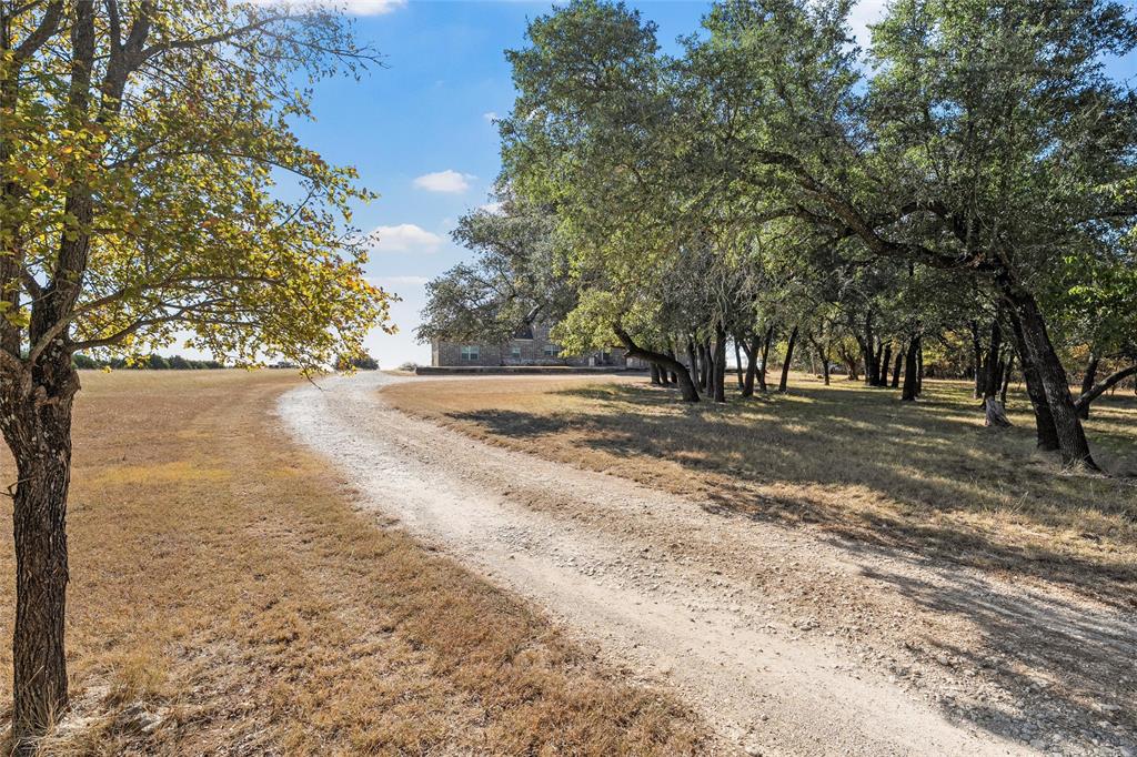 2370 Garrett Lane Property Photo 6