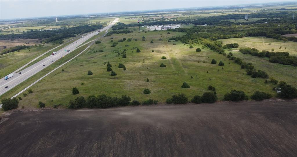 Tbd 186 Interstate 35e Property Photo 4