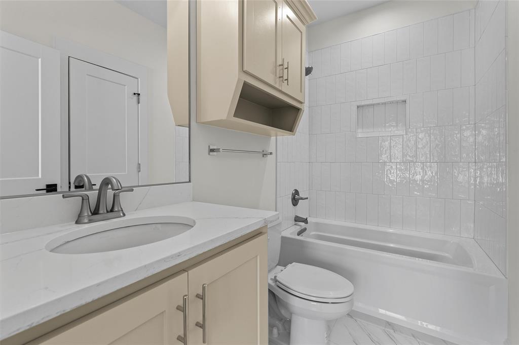 393 Newburn Lane Property Photo 38