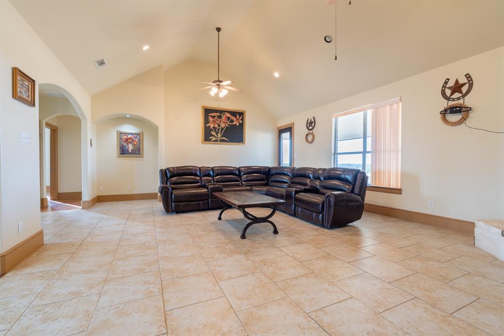 6216 Fm 499 Property Photo 24